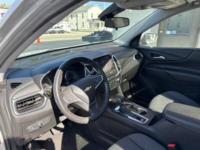2022 Chevrolet Equinox LT   - Photo 9 - Rushville, IN 46173