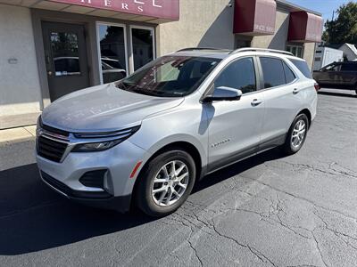 2022 Chevrolet Equinox LT   - Photo 2 - Rushville, IN 46173