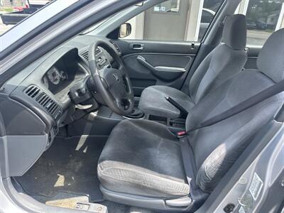 2002 Honda Civic LX   - Photo 9 - Rushville, IN 46173