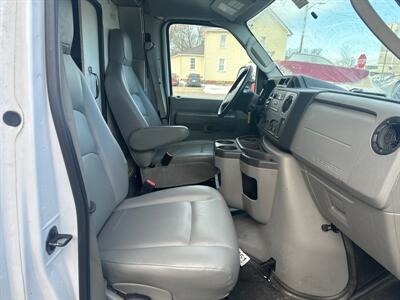 2017 Ford E-350 SD   - Photo 16 - Rushville, IN 46173