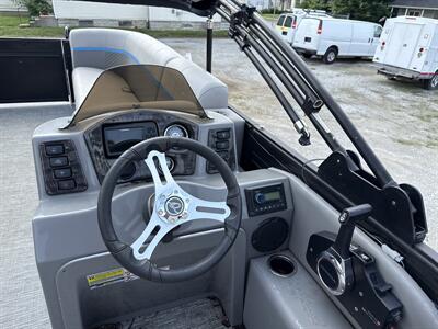 2022 Quest Pontoon   - Photo 12 - Rushville, IN 46173