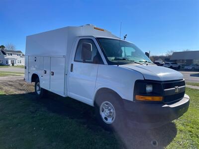 2017 Chevrolet Express 3500 3500   - Photo 4 - Rushville, IN 46173