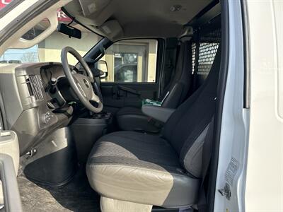 2024 Chevrolet Express 2500   - Photo 8 - Rushville, IN 46173