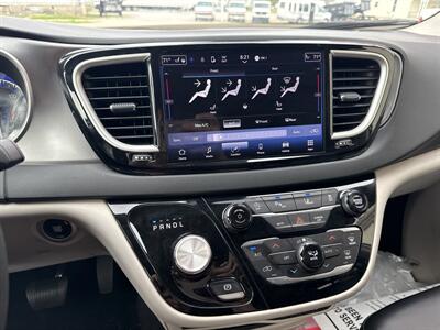 2023 Chrysler Pacifica Touring L - Photo 8 - Rushville, IN 46173