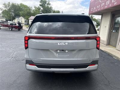 2025 Kia Carnival Hybrid EX   - Photo 6 - Rushville, IN 46173