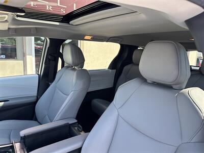 2026 Toyota Sienna XLE 8-Passenger   - Photo 9 - Rushville, IN 46173
