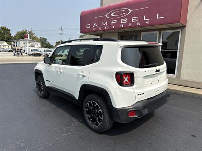 2023 Jeep Renegade Latitude   - Photo 8 - Rushville, IN 46173