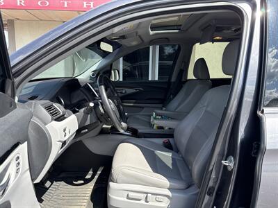 2017 Honda Pilot Elite   - Photo 9 - Rushville, IN 46173