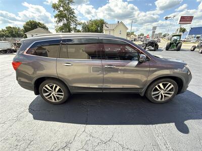 2017 Honda Pilot Elite   - Photo 5 - Rushville, IN 46173