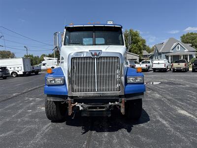 2011 Western Star 4900   - Photo 3 - Rushville, IN 46173