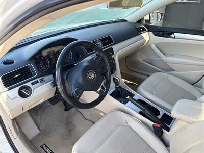 2013 Volkswagen Passat TDI SE   - Photo 9 - Rushville, IN 46173