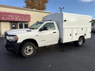2019 RAM 3500 Tradesman   - Photo 2 - Rushville, IN 46173