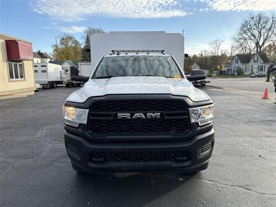 2019 RAM 3500 Tradesman   - Photo 3 - Rushville, IN 46173