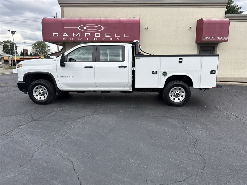 2024 Chevrolet Silverado 3500HD CC Work Truck  