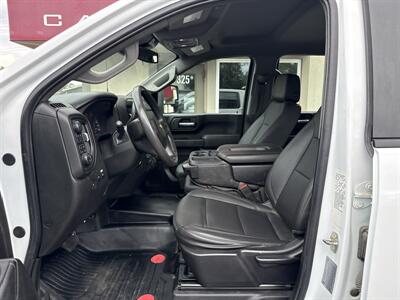 2024 Chevrolet Silverado 3500HD CC Work Truck   - Photo 11 - Rushville, IN 46173