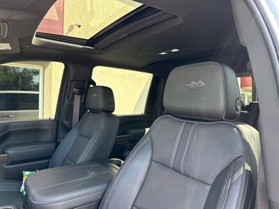 2023 Chevrolet Silverado 2500 High Country   - Photo 12 - Rushville, IN 46173