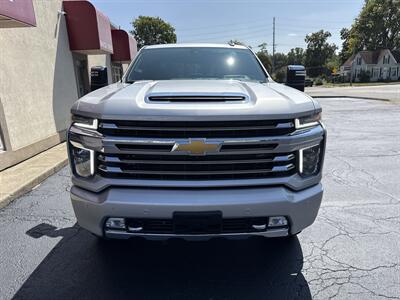 2023 Chevrolet Silverado 2500 High Country   - Photo 3 - Rushville, IN 46173