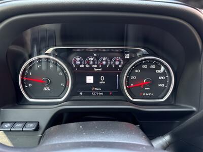 2023 Chevrolet Silverado 2500 High Country   - Photo 18 - Rushville, IN 46173