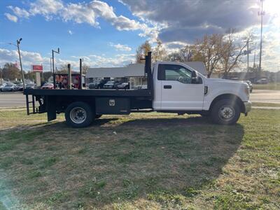 2018 Ford F-350 Super Duty XL   - Photo 5 - Rushville, IN 46173