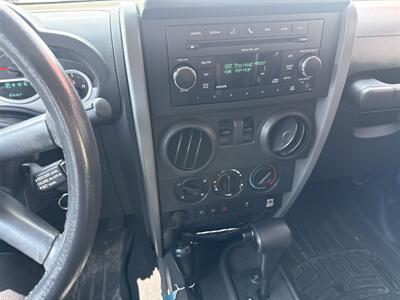 2010 Jeep Wrangler Rubicon - Photo 8 - Rushville, IN 46173