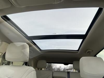 2023 Cadillac XT5 Premium Luxury   - Photo 11 - Rushville, IN 46173