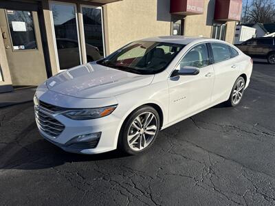 2024 Chevrolet Malibu LT   - Photo 2 - Rushville, IN 46173