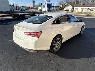 2024 Chevrolet Malibu LT   - Photo 5 - Rushville, IN 46173