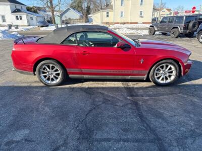 2010 Ford Mustang V6   - Photo 5 - Rushville, IN 46173