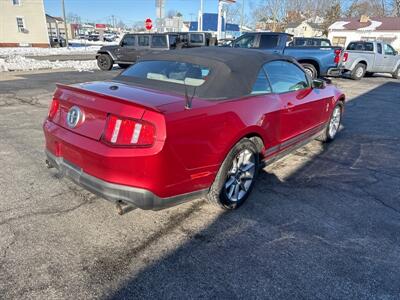 2010 Ford Mustang V6   - Photo 6 - Rushville, IN 46173