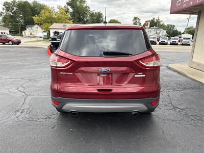 2015 Ford Escape SE - Photo 6 - Rushville, IN 46173
