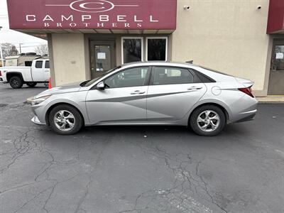 2023 Hyundai ELANTRA SE Sedan