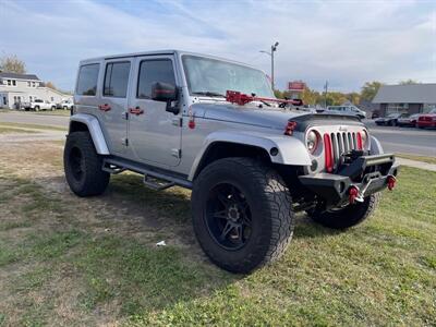 2015 Jeep Wrangler Unlimited Sahara   - Photo 4 - Rushville, IN 46173