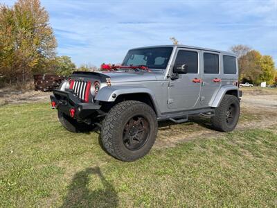 2015 Jeep Wrangler Unlimited Sahara   - Photo 2 - Rushville, IN 46173