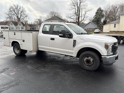 2018 Ford F-350 Super Duty XL   - Photo 3 - Rushville, IN 46173