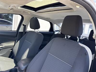 2012 Ford Focus SEL   - Photo 11 - Rushville, IN 46173