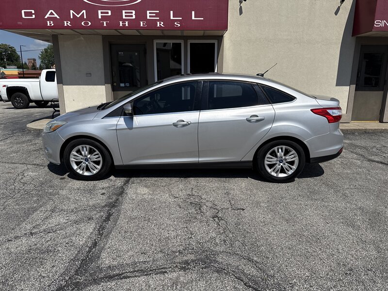 2012 Ford Focus SEL - Photo 1 - Rushville, IN 46173