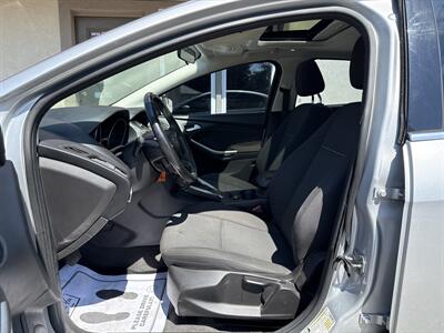2012 Ford Focus SEL   - Photo 9 - Rushville, IN 46173