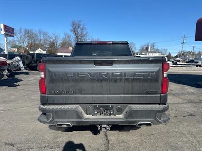 2022 Chevrolet Silverado 1500 Limited RST   - Photo 7 - Rushville, IN 46173