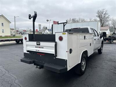2022 GMC Sierra 2500 Pro   - Photo 5 - Rushville, IN 46173