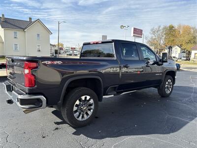 2024 Chevrolet Silverado 2500 LT - Photo 7 - Rushville, IN 46173