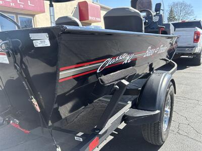 2025 Tracker Bass Tracker Classic XL - Photo 16 - Rushville, IN 46173