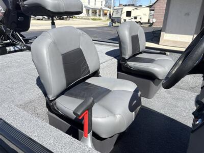 2025 Tracker Bass Tracker Classic XL - Photo 12 - Rushville, IN 46173