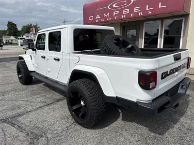 2021 Jeep Gladiator Overland   - Photo 7 - Rushville, IN 46173