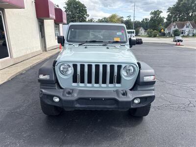 2023 Jeep Wrangler Sport RHD   - Photo 3 - Rushville, IN 46173