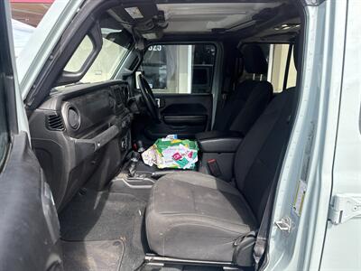 2023 Jeep Wrangler Sport RHD   - Photo 9 - Rushville, IN 46173