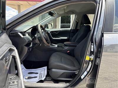 2021 Toyota RAV4 LE   - Photo 9 - Rushville, IN 46173
