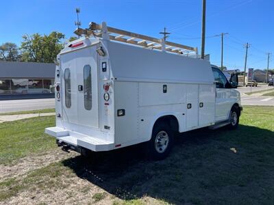 2014 Chevrolet Express 3500   - Photo 6 - Rushville, IN 46173