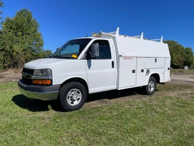 2014 Chevrolet Express 3500   - Photo 2 - Rushville, IN 46173