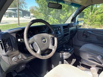 2014 Chevrolet Express 3500   - Photo 20 - Rushville, IN 46173