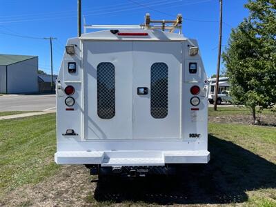 2014 Chevrolet Express 3500   - Photo 7 - Rushville, IN 46173